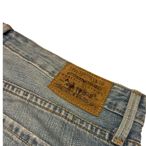 Levi's Blue Denim Women's Shorts - Picture 6 of 7